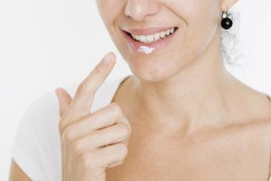 how to protect lips2