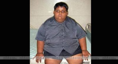 Indonesian-boy,-6,-praised-for-cutting-down-to-5-cigs-a-day2